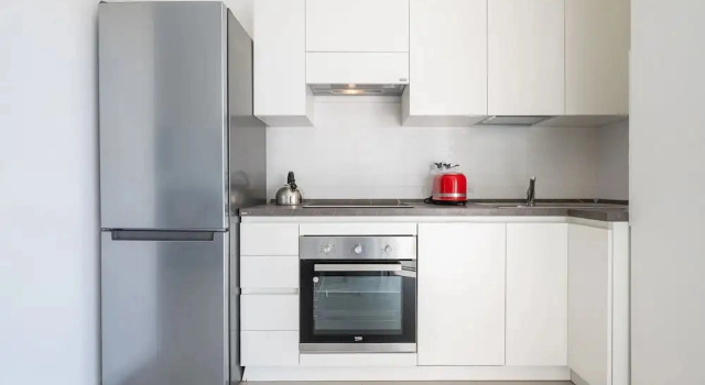 Коттедж Modern Bright 2BR Retreat With Balcony