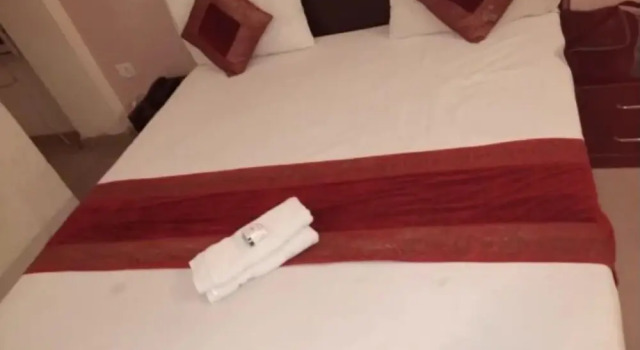 Hotel Trio Rooms, Забронировать Отель Пахар-Ганж Нью-Дели, рядом с Рынок Садар-Базар