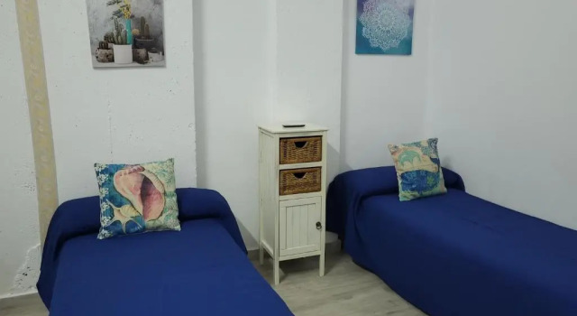 Коттедж LUJOSO ADOSADO de TRES HABITACIONES en VERA PLAYA A 200 METROS DEL MAR