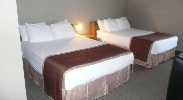 Sandstone Motel, Boek Motel Motels in Alberta, Motel