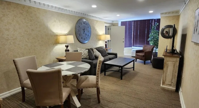 Люкс Four Points by Sheraton Kansas City Airport