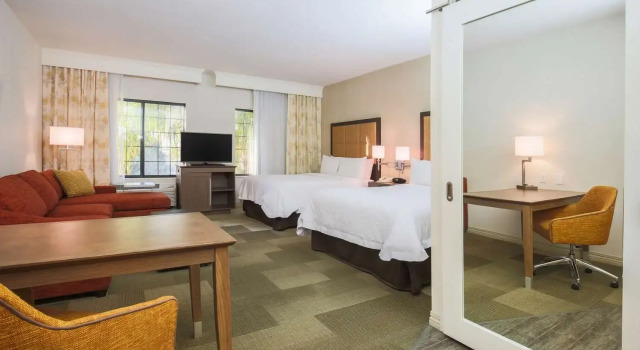 Студия Hampton Inn & Suites Camarillo