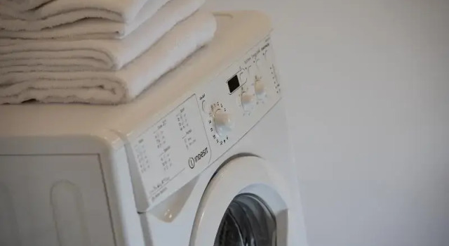Кровать в общем номере White Swan Boutique Apartments