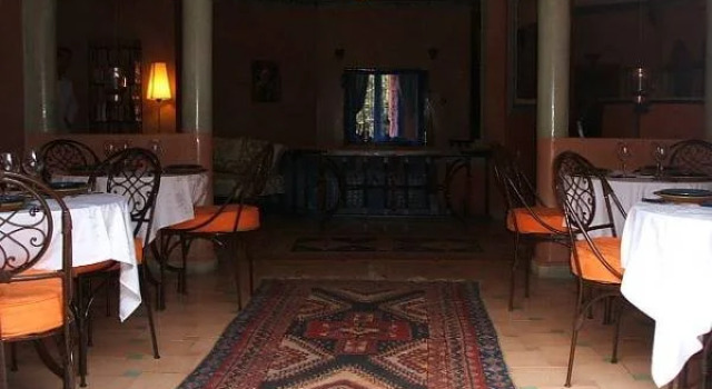 Riad Bakoua - Dar Safia, Забронировать Отель Отели Марракеш-Тенсифт-Эль-Хауз с парковкой, Парковка