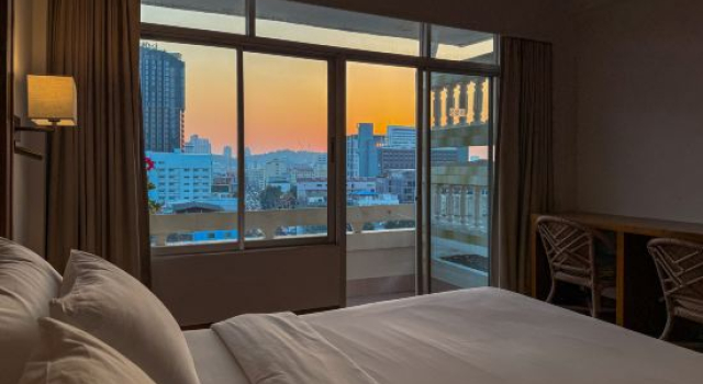 Номер Deluxe Golden Beach Hotel Pattaya