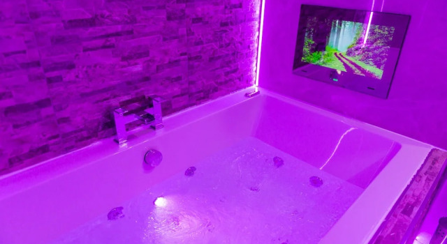 Апартаменты Executive Velmora Suites Bradford