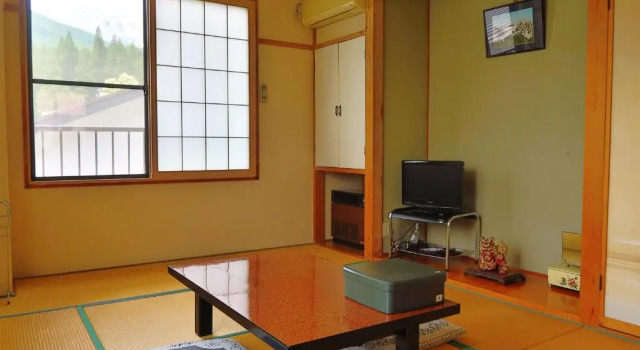 Четырёхместный номер Standard 旅館FURUYA