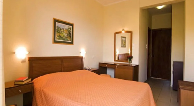 HOTEL STOUPA, Varaa Hotelli Stoupa 