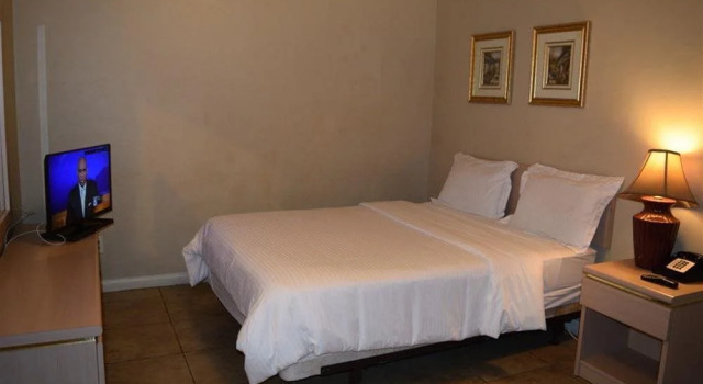 Guest House, Забронировать Гостевой дом Гостевые дома Санта-Ана, Гостевой дом
