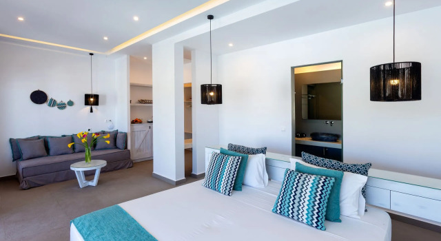 Трёхместный номер Deluxe с частичным видом на море Tropicana Suites & Villas Mykonos