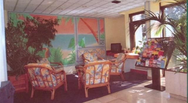 Comfort Hotel Antibes Sophia, Забронировать Отель Отели Приморских Альпы с бассейном, Бассейн
