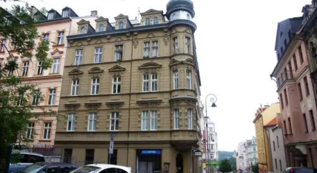 Apartment on Krale Jiriho 2, Boek Appartement Hotels in Karlsbad met parkeren, Parkeren