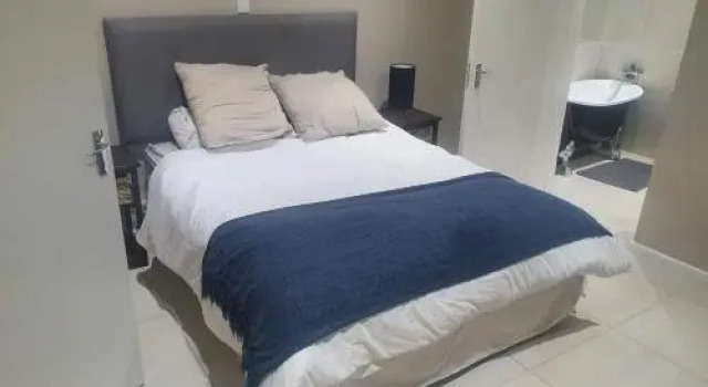 5 Grey, Buchen Sie Hotel Queenstown Ostkap