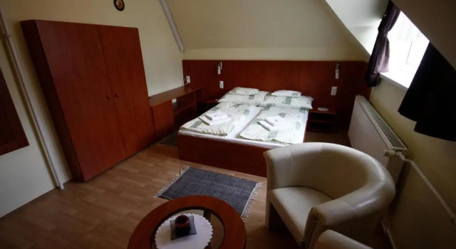 Номер Standard Parti Panzió