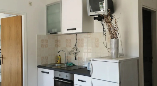 Апартаменты c 1 комнатой с балконом и с видом на море Apartments Lorena Mljet
