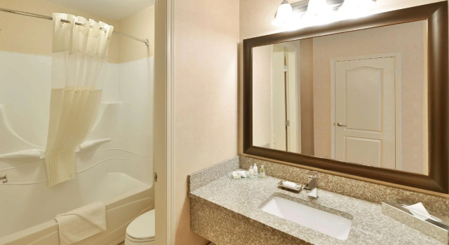 Номер Deluxe Prestige Cranbrook Hotel, BW Premier Collection