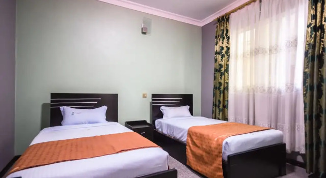 Апартаменты Emperor Hotels