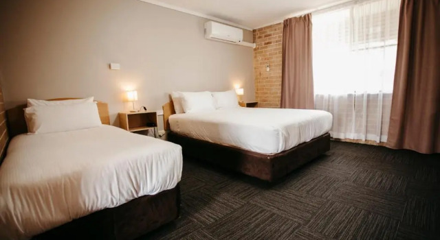Двухместный номер Deluxe Colonial Motel Richmond