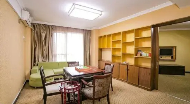 Suite Xinchangjiang Hotel