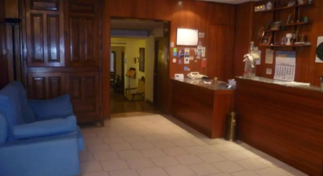 Hostal Pirineos, Забронировать Отель Недорогие отели Somontano, недорого