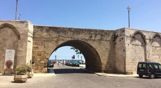 Corte Carducci, Забронировать Отель Бари Bari Province, рядом с Малый театр
