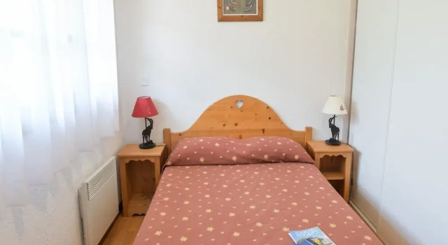 Charming Savoyard Apartment, Book Apartment Giez 