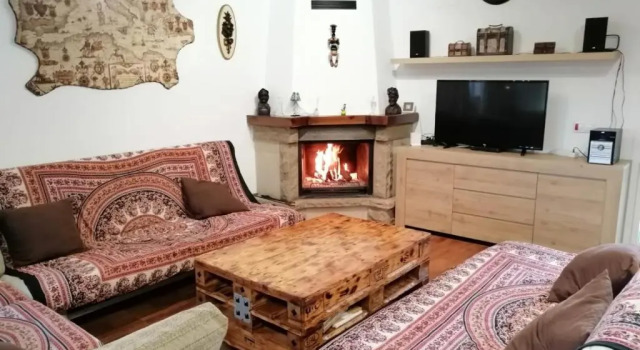 Holiday Home Cardona, Prenota Hotel Hotel a Costa Brava con piscina, Piscina