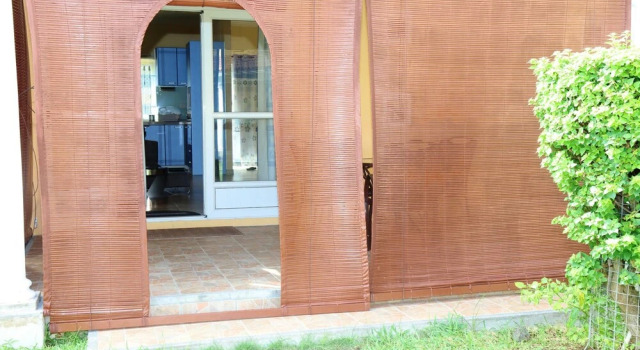 House with 2 Bedrooms in Grand Gaube, with Pool Access, Terrace And Wifi