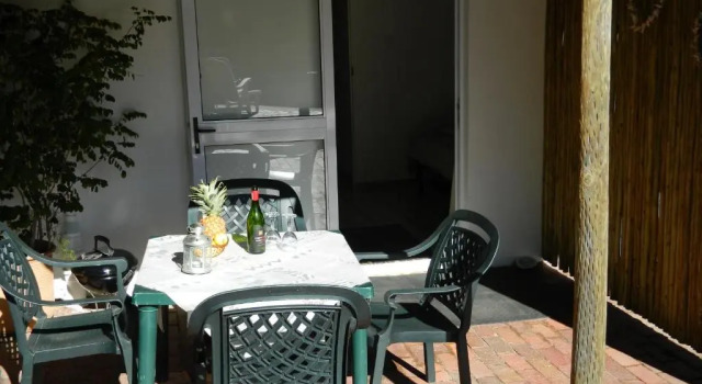 Апартаменты Waterford Guest House