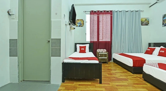 Люкс OYO 90431 Cz Hotel
