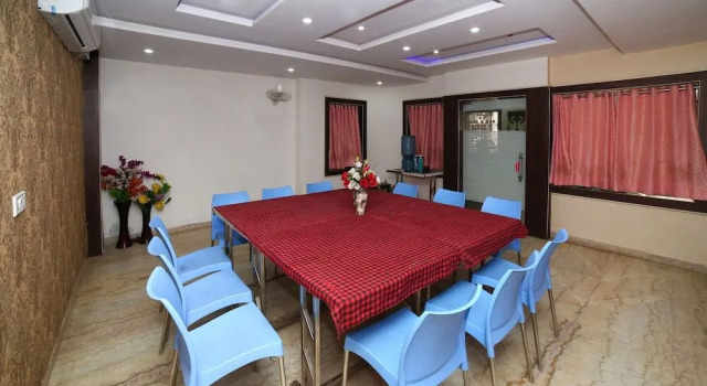 Siddharth Guest House By OYO Rooms, Забронировать Гостевой дом Гостевые дома Гвалиор, Гостевой дом