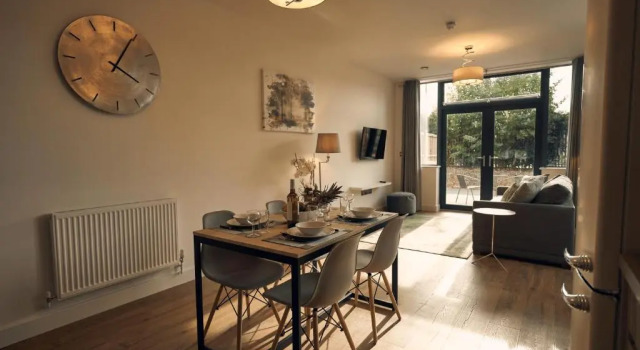 Апартаменты Deluxe Herongate Apartments