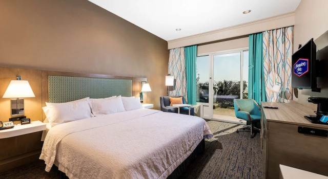 Двухместный номер Accessible Hampton Inn Virginia Beach Oceanfront North