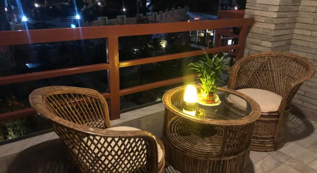 Двухместный номер Standard с балконом Hotel Guru