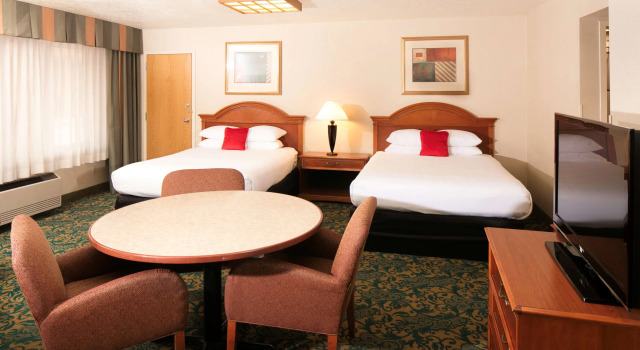 Четырёхместный номер Standard Red Lion Hotel and Conference Center St. George