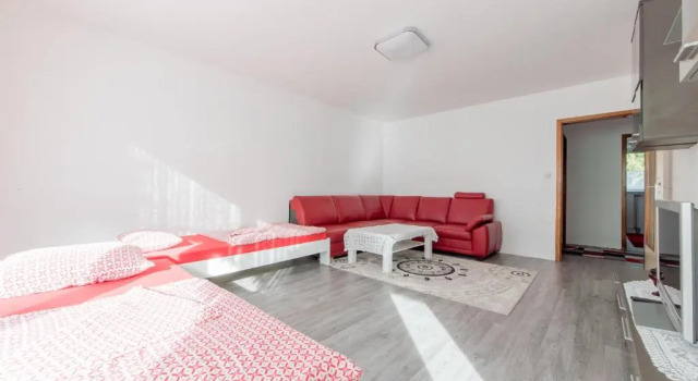 6679 Privatapartment Messe Süd