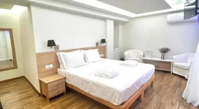 Полулюкс Rozos Hotel