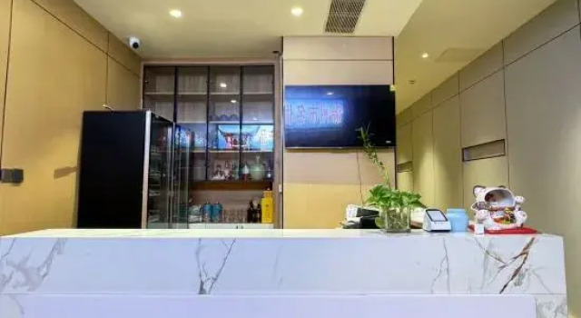 YUE·JUNTINGHOTEL（CHUZHOUKAIDIGROUD）, Varaa Hotelli Chuzhou Anhui