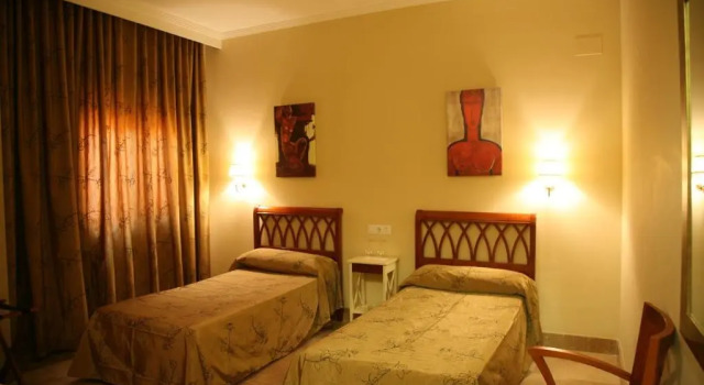 Номер Standard Hotel Torre del Oro