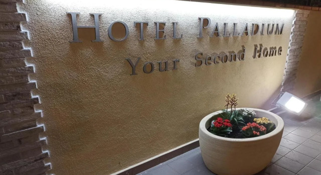 Hotel Palladium, Забронировать Отель Монастир Южная Сардиния