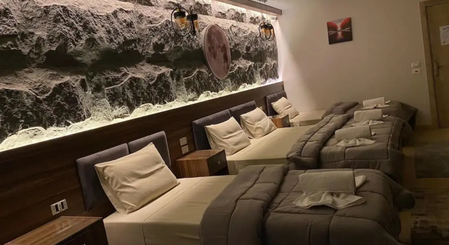 Deluxe Family room Holy Sheet Plus - Boutique Hotel