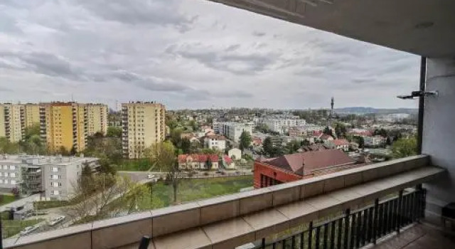 Sky Apartments - Łagiewniki, Boek Appartement Hotels in Klein-Polen met parkeren, Parkeren