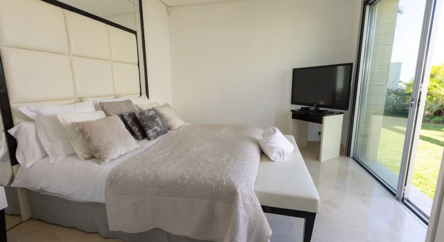 La Finca Luxury Quiet Resort