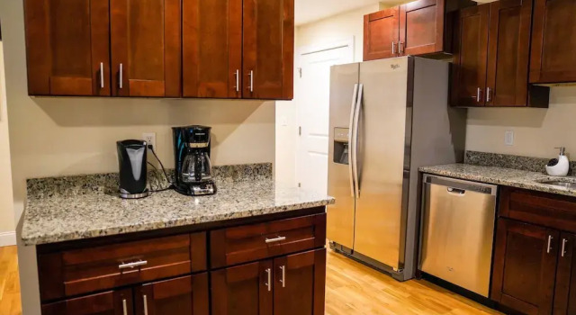 Апартаменты Luxury Luxury 2 Bedroom - 2 Bath Apartment Fenway- Boston