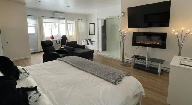Люкс с балконом Auberge Hotel Spa Watel