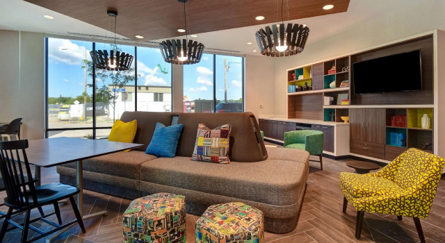 Люкс Home2 Suites By Hilton Kalamazoo Downtown, Mi