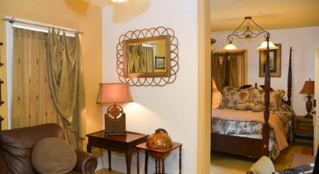 Двухместный номер Standard с видом на город Naomis Inn Bed & Breakfast