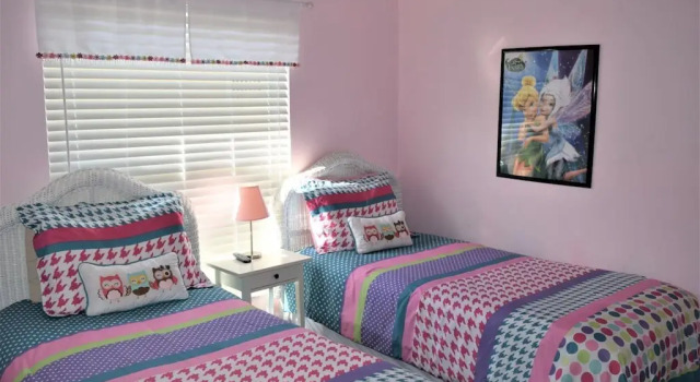 Beautiful 4 bedroom Pool Home by Disney, Rezerwuj Hotel Kissimmee Kissimmee