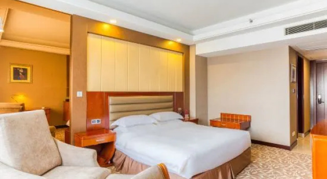 Люкс Luxury Lihua International Hotel