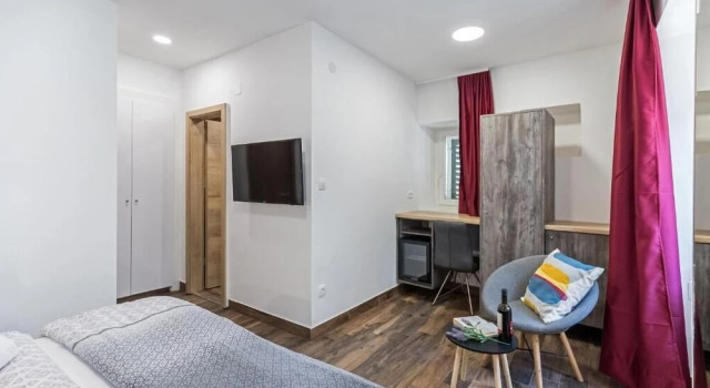 Apinelo Port Rooms